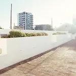 Pensión 6/4 De Sado 3*