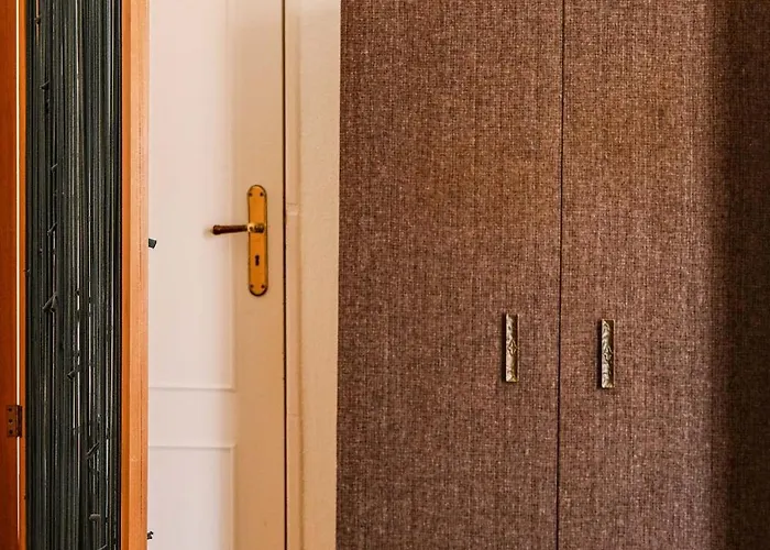 6/4 De Sado Pensión 4*