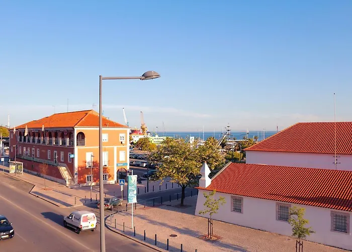 6/4 De Sado Pensión Setúbal