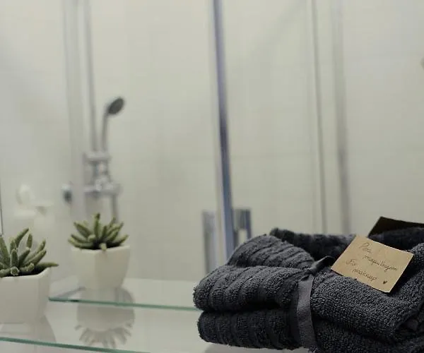 6/4 De Sado Pensión 4*